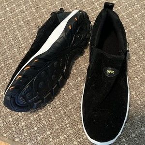 UFK Sport Men's Walking Shoe Slip On Black with White Sole US 8.5 (eu7.5) NWOT